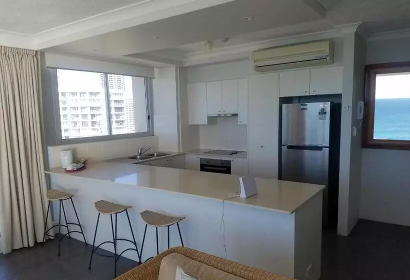آپارتمان 2 خوابه, Golden Sands On The Beach   Absolute Beachfront Apartments