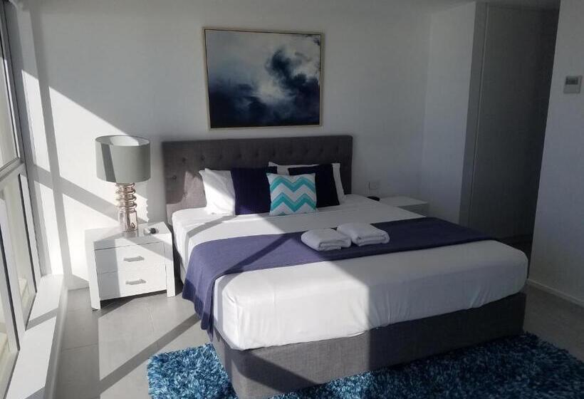Апартаменты Superior 2 Спальни, Golden Sands On The Beach   Absolute Beachfront Apartments