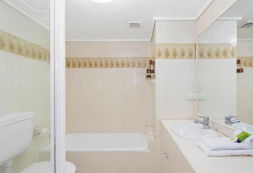 2 Sovrums Superior Lägenhet, Golden Sands On The Beach   Absolute Beachfront Apartments