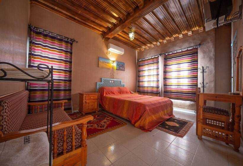 اتاق استاندارد یک نفره, Hôtel Zaghro