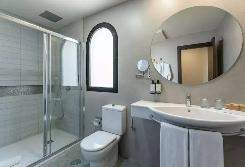 سوییت جونیور, Occidental Roca Negra  Adults Only