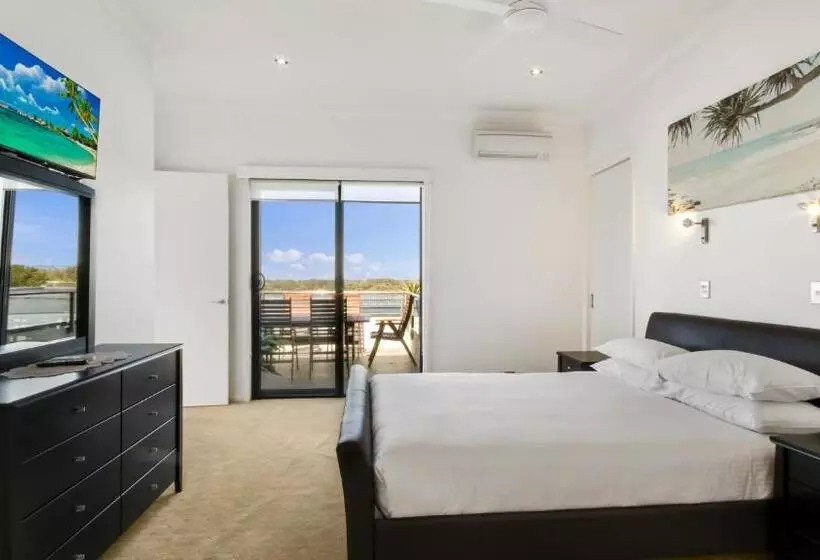 1 Bedroom Penthouse Apartment, The Esplanade Resort And Spa