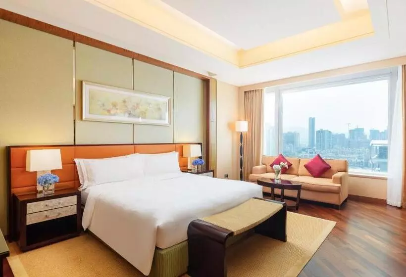 キングサイズベッドのデラックスルーム, The Ritz Carlton, Shenzhen, Nearby Futian Cbd, Convention & Exhibition Center, Futian Railway Statio