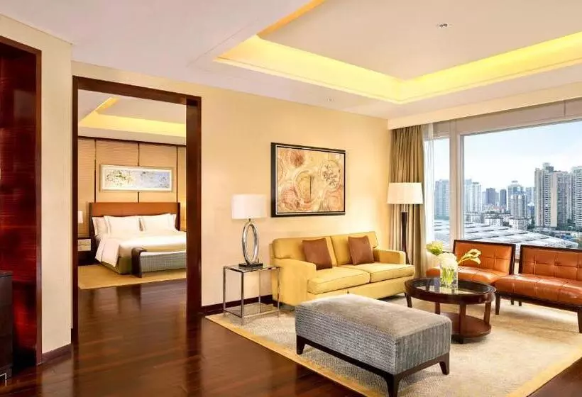 クラブジュニアスイート, The Ritz Carlton, Shenzhen, Nearby Futian Cbd, Convention & Exhibition Center, Futian Railway Statio