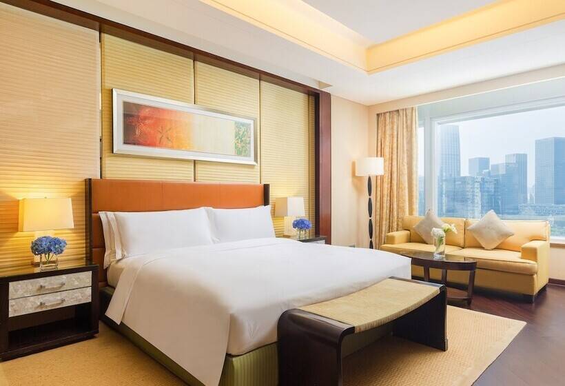 クラブルーム, The Ritz Carlton, Shenzhen, Nearby Futian Cbd, Convention & Exhibition Center, Futian Railway Statio