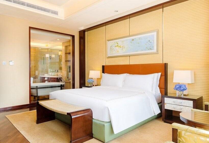 クラブスイート, The Ritz Carlton, Shenzhen, Nearby Futian Cbd, Convention & Exhibition Center, Futian Railway Statio