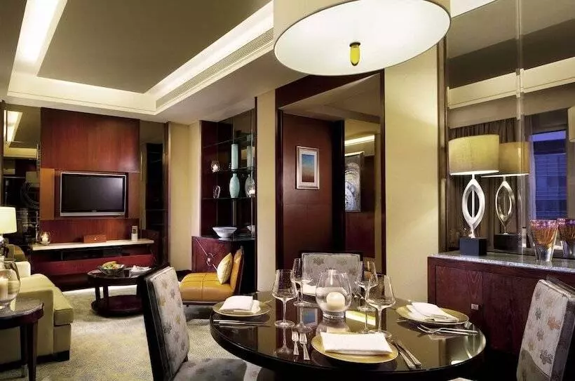 クラブスイート, The Ritz Carlton, Shenzhen, Nearby Futian Cbd, Convention & Exhibition Center, Futian Railway Statio