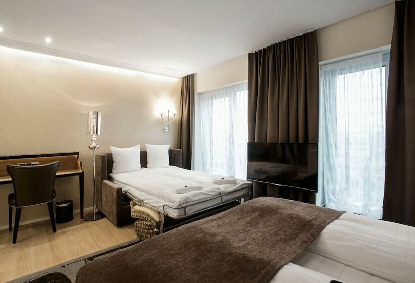 غرفة عائلية, Tivoli