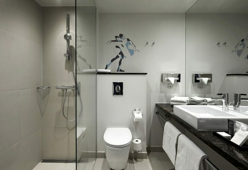 غرفة عائلية, Tivoli