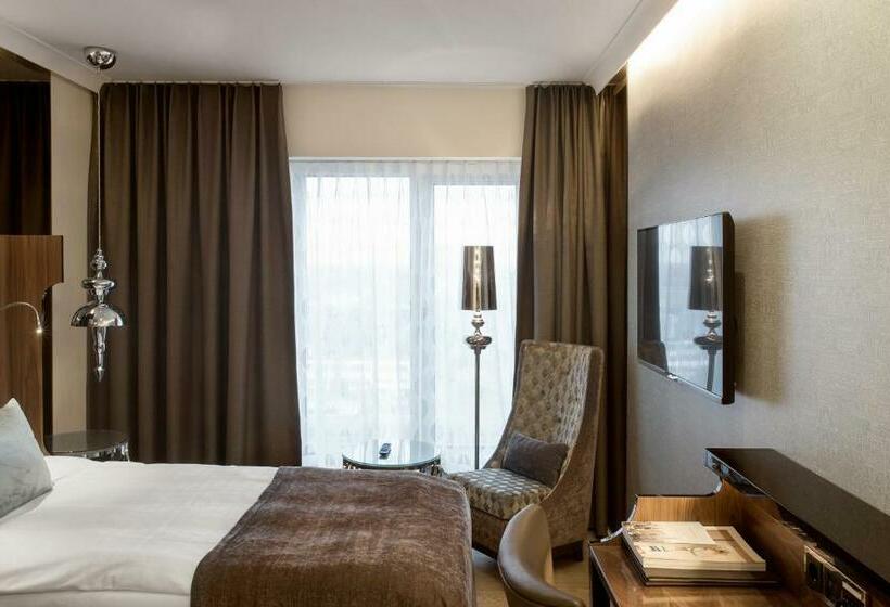 غرفة قياسية فردية, Tivoli