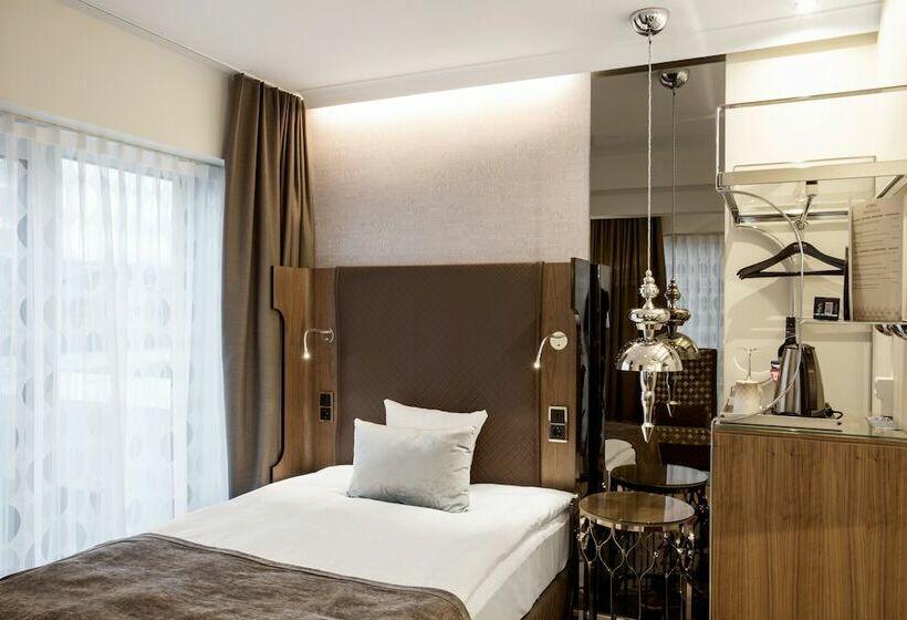 غرفة قياسية فردية, Tivoli