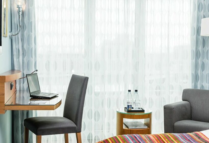 غرفة تنفيذية, Tivoli