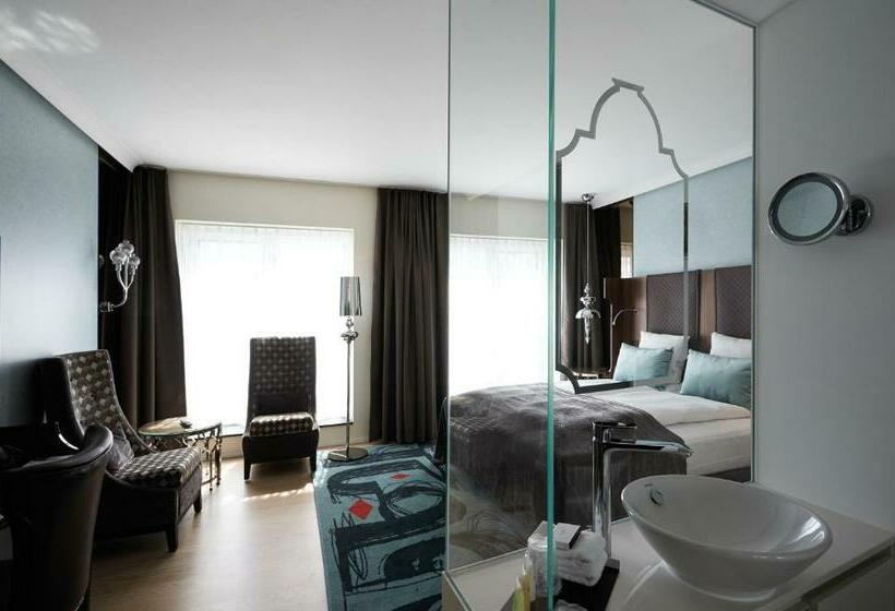 غرفة سوبيريور سرير كينج, Tivoli