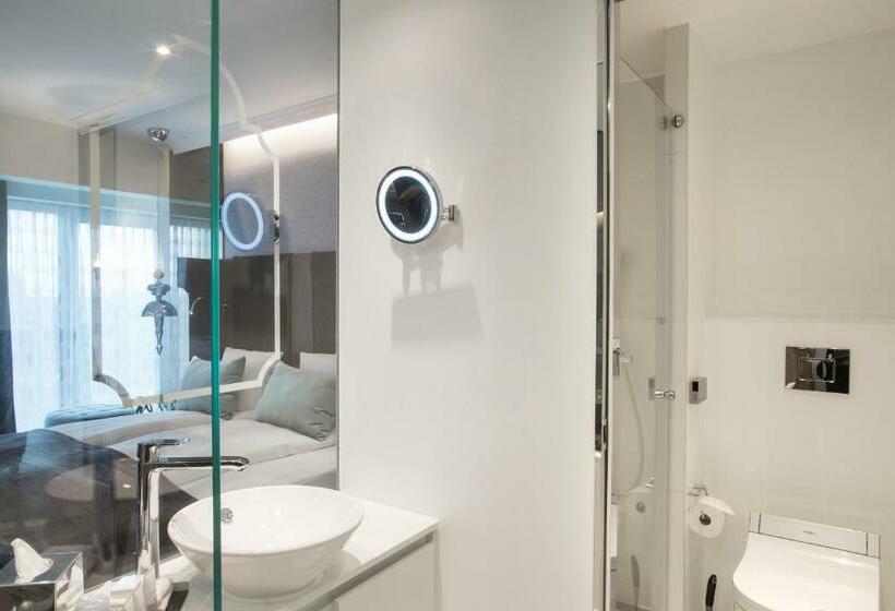 غرفة سوبيريور سرير كينج, Tivoli