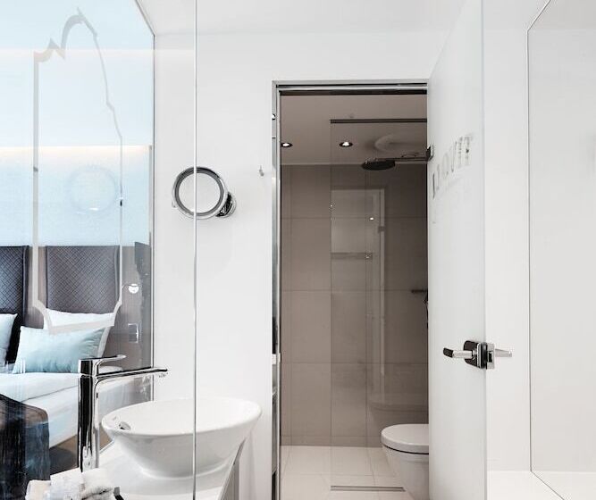 غرفة عائلية, Tivoli