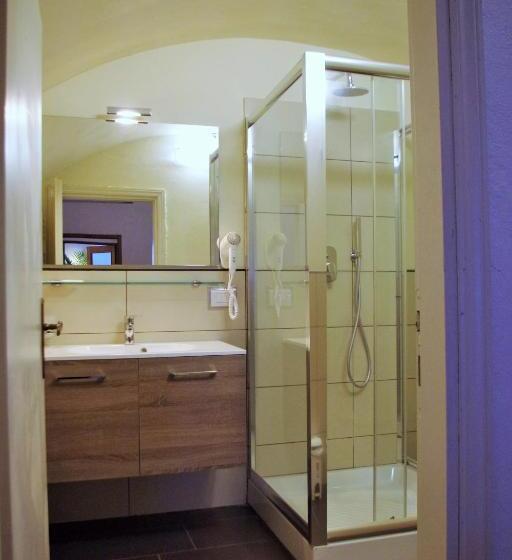 إستوديو قياسى, Hu Norcenni Girasole Village