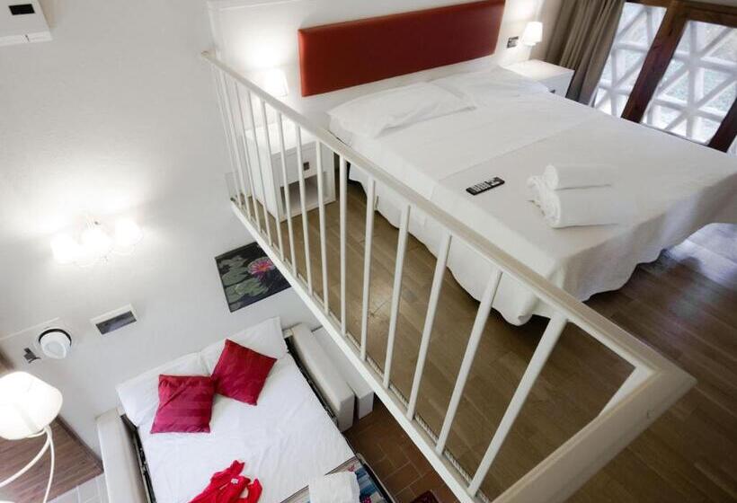 غرفة عائلية, Hu Norcenni Girasole Village