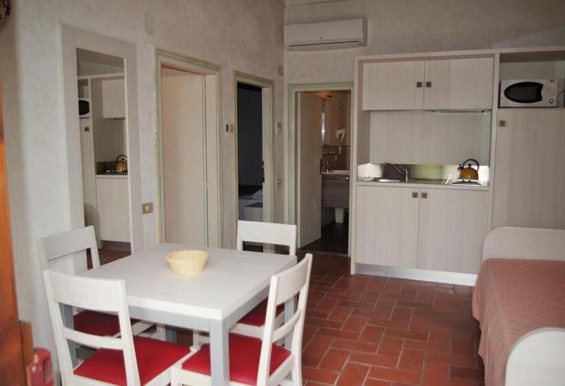 شقة غرفتين, Hu Norcenni Girasole Village