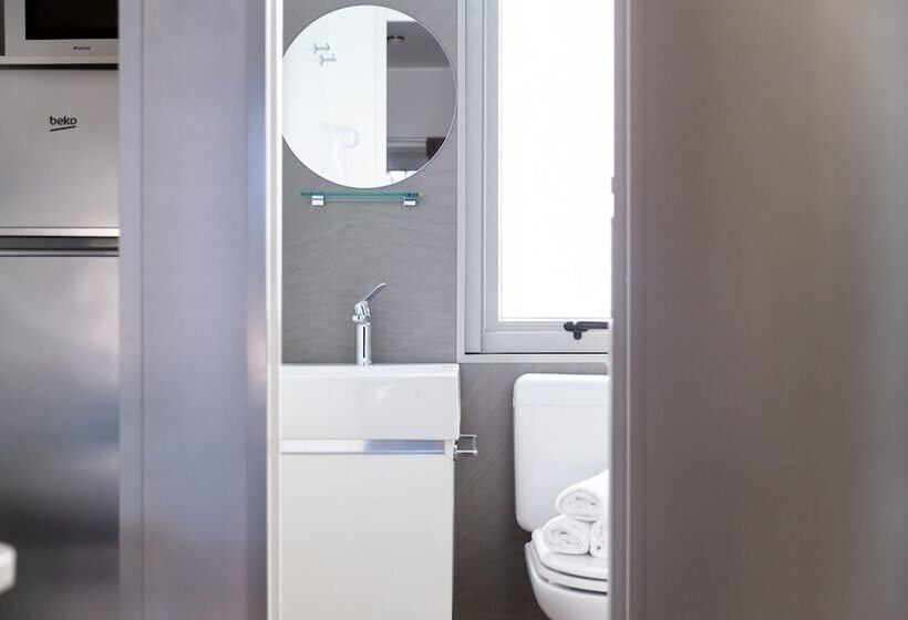 بنجلو قياسى 3 غرف نوم, Hu Norcenni Girasole Village