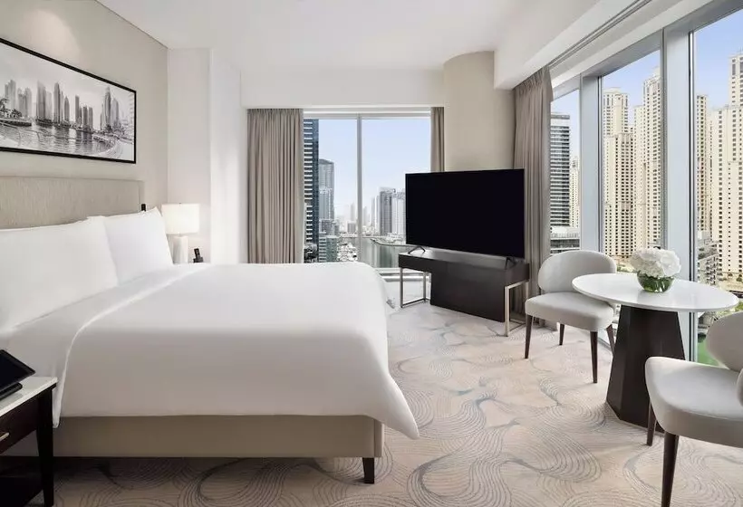 سوئیت پریمیوم, Jw Marriott Hotel Marina