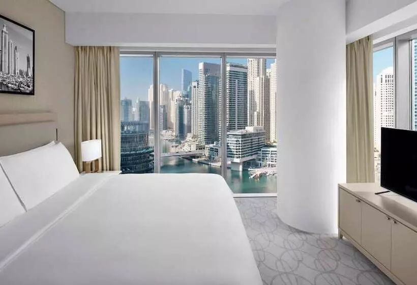 سوئیت پریمیوم, Jw Marriott Hotel Marina