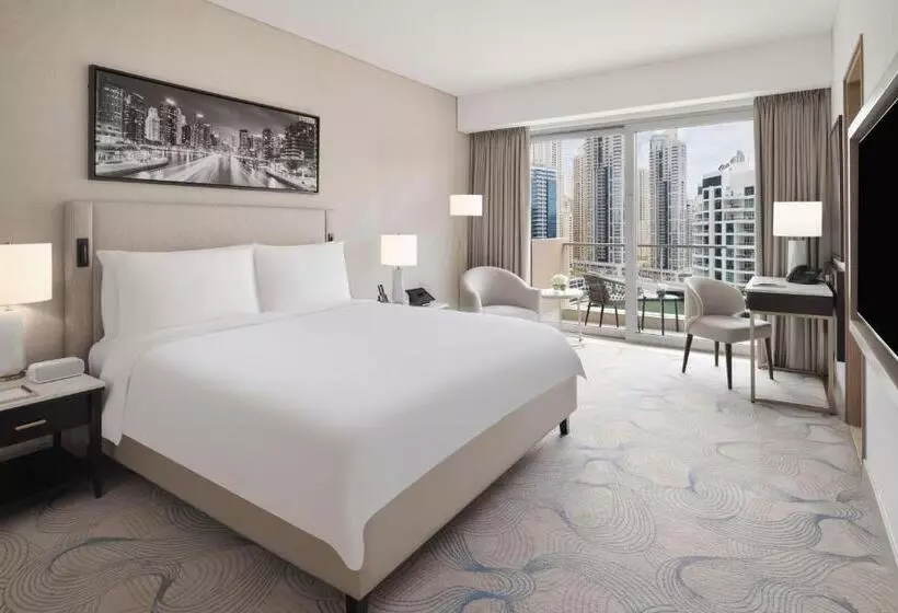 اتاق دلوکس با تخت کینگ و چشم‌انداز شهر, Jw Marriott Hotel Marina