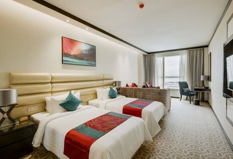 Номер Superior, Nagaworld Hotel & Entertainment Complex