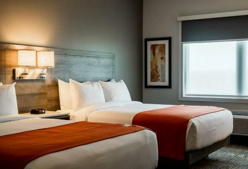 バルコニー付きスタンダードルーム, Amsterdam Inn & Suites Florenceville