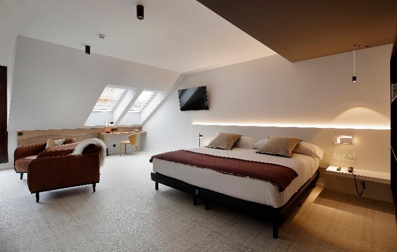 جناح جونيور, Munna Hotel Boutique