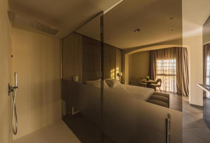 סוויטה, Salina