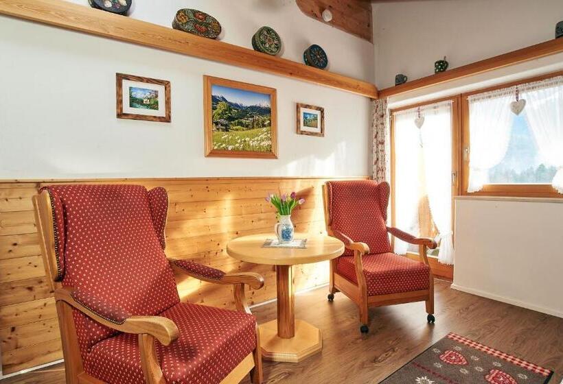 Номер Стандарт Вид на Горы, Landhaus Maltermoos