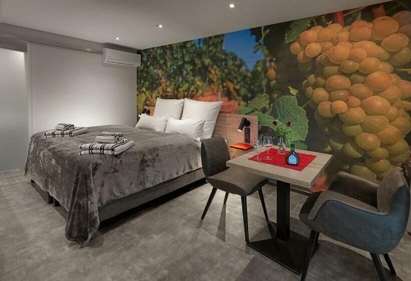 Номер Стандарт, Weinmotel Simon 1 A