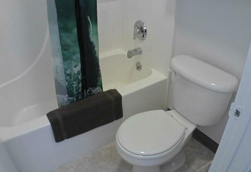 디럭스 룸, Bear Counrty Inn