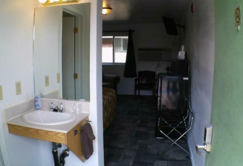 디럭스 룸, Bear Counrty Inn