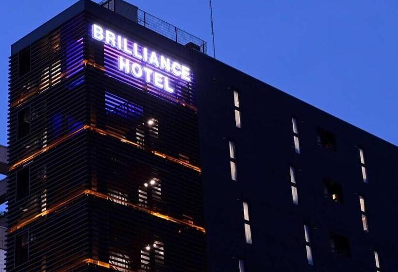 スタンダードシングルルーム, Brilliance