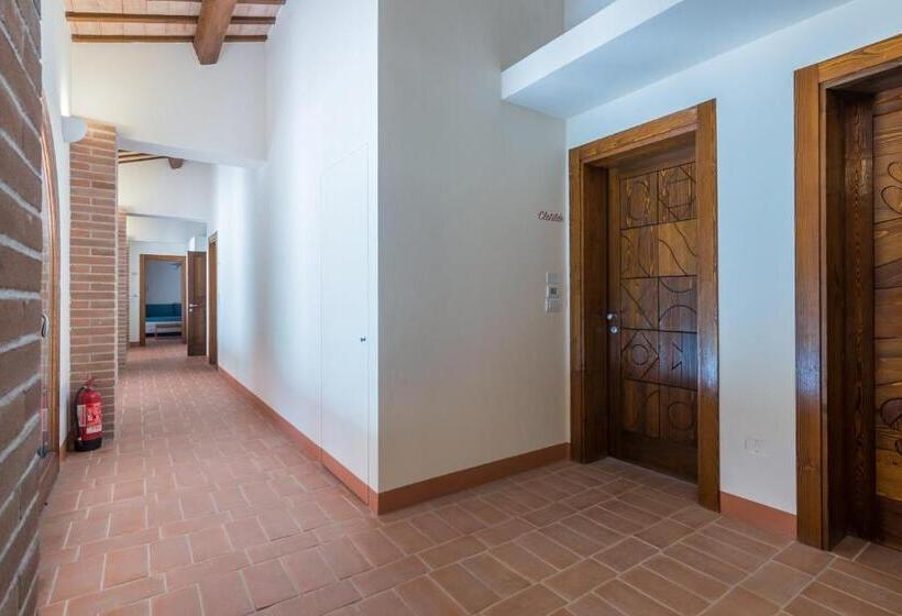 חדר סטנדרט, Collina Dei Poeti