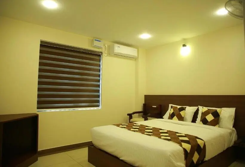 デラックスルーム, Kalathil Tourist Home