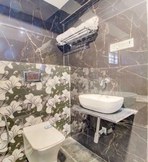 Номер Deluxe, Samaira Residency,dombivali
