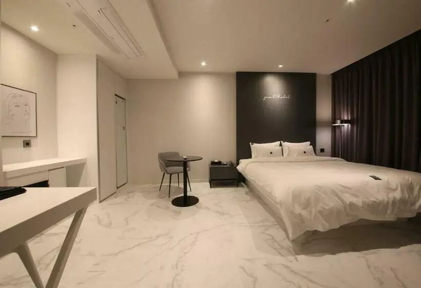 اتاق لوکس, Zam101 Hotel Gimhae