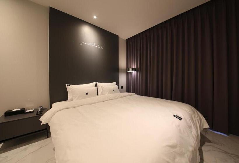 غرفة ديلوكس, Zam101 Hotel Gimhae