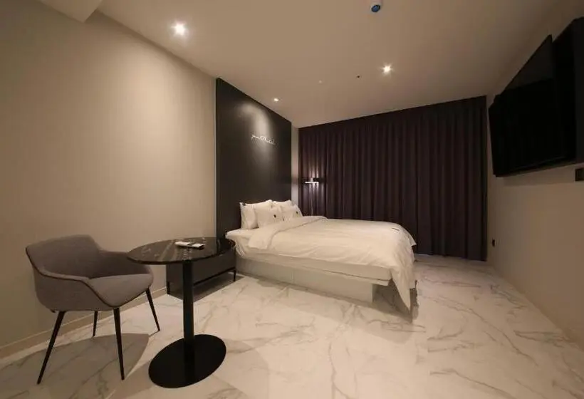اتاق لوکس, Zam101 Hotel Gimhae