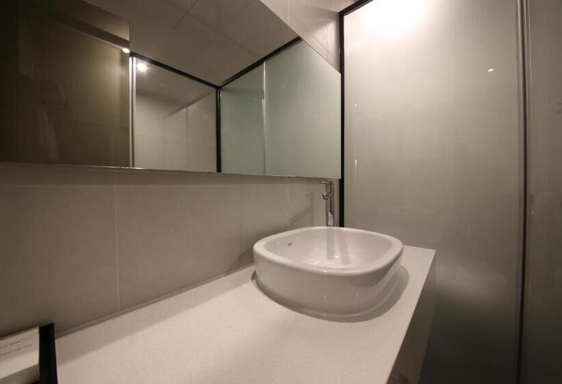 غرفة ديلوكس, Zam101 Hotel Gimhae