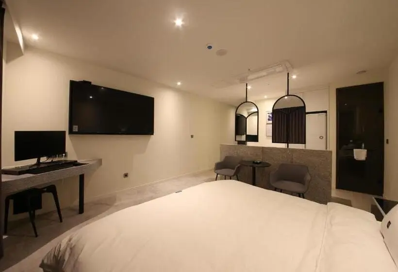 اتاق استاندارد با وان آب گرم, Zam101 Hotel Gimhae