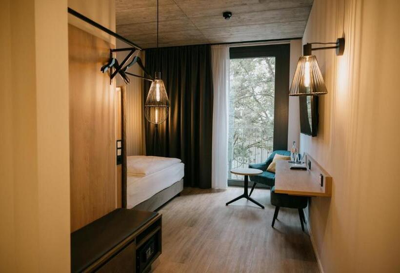 스탠다드 싱글 룸, Loom Hotel & Skybar