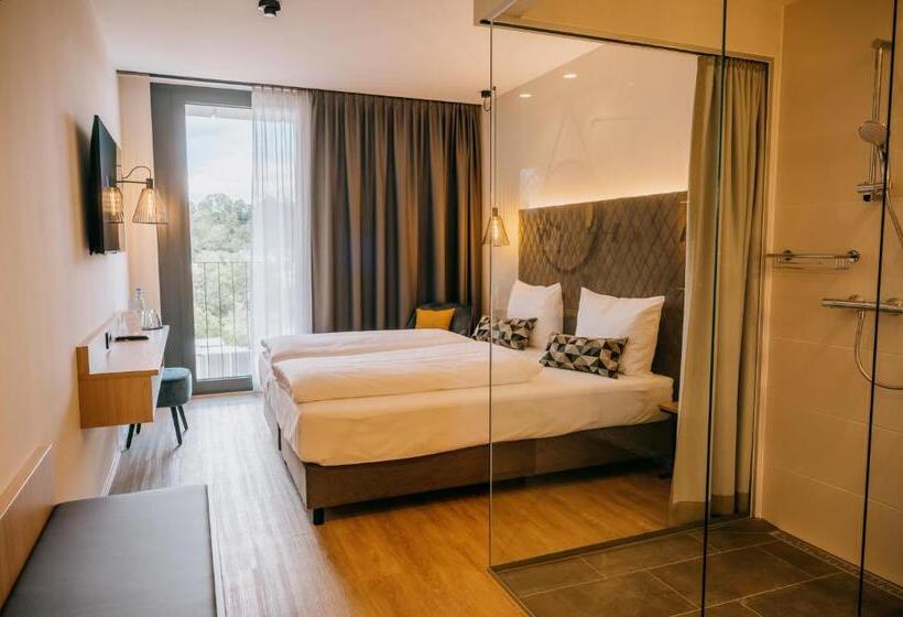 수피리어 룸, Loom Hotel & Skybar