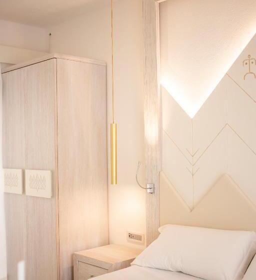 جناح سرير كينج, Tabernabè