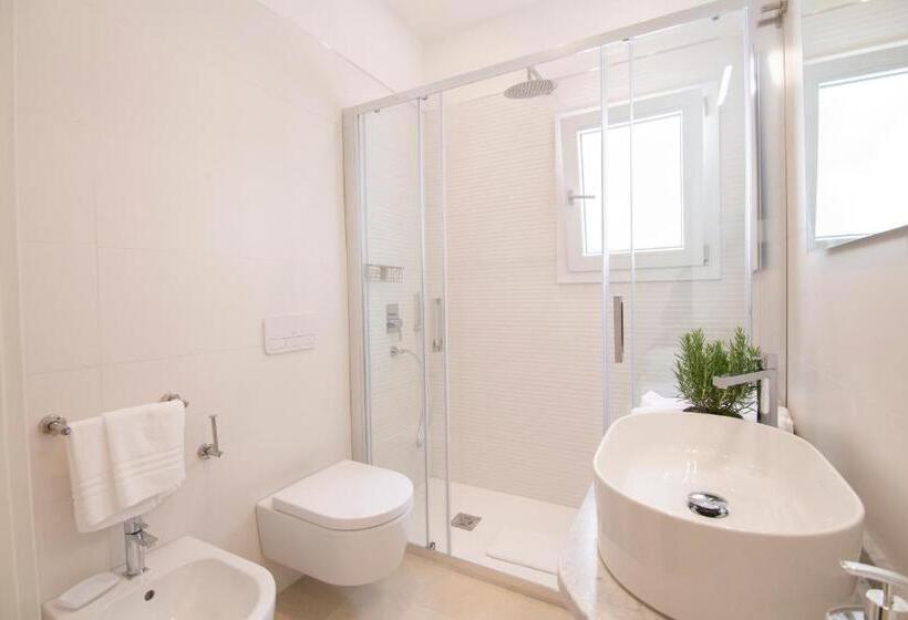 غرفة ديلوكس, Tabernabè