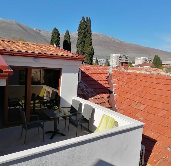 آپارتمان 1 خوابه با تراس, Vila Mira