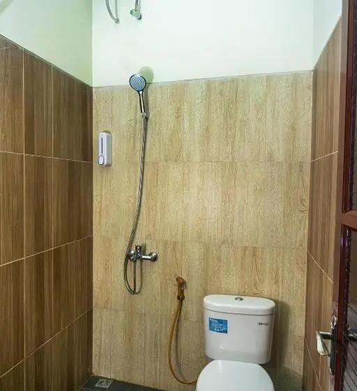اتاق لوکس, Grand Khalifah Guesthouse