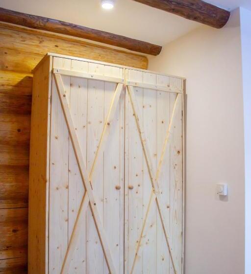 Номер Стандарт, Greenwood